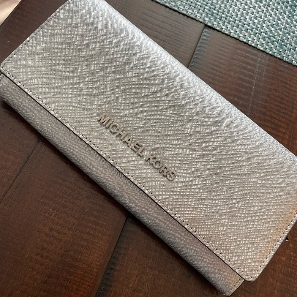 Michael Kors wallet